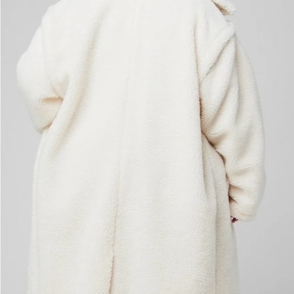 Fabletics Cream Teddy Jacket - Picture 2 of 3